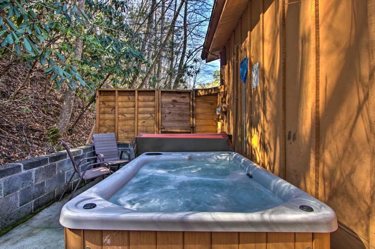 Villa Couples Cabin Great Smoky Arts And Crafts Community Gatlinburg Exterior foto